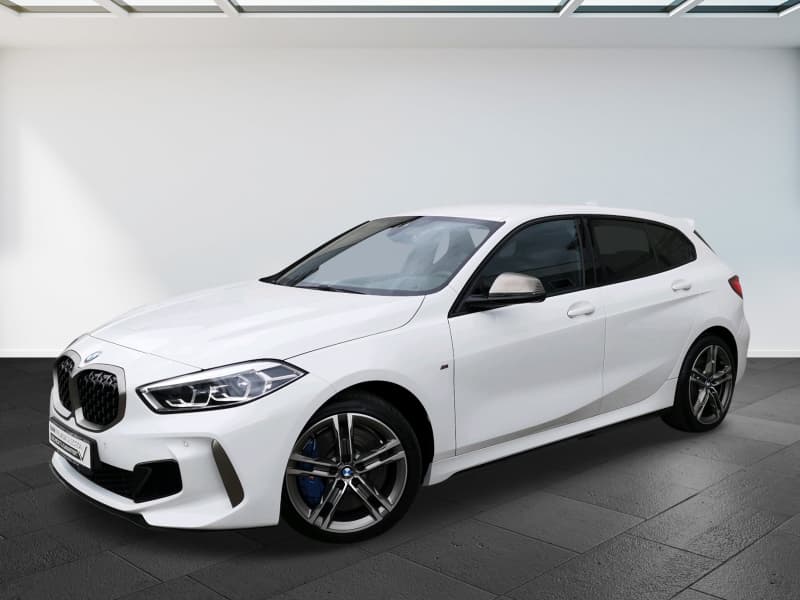 BMW - M135i xDrive