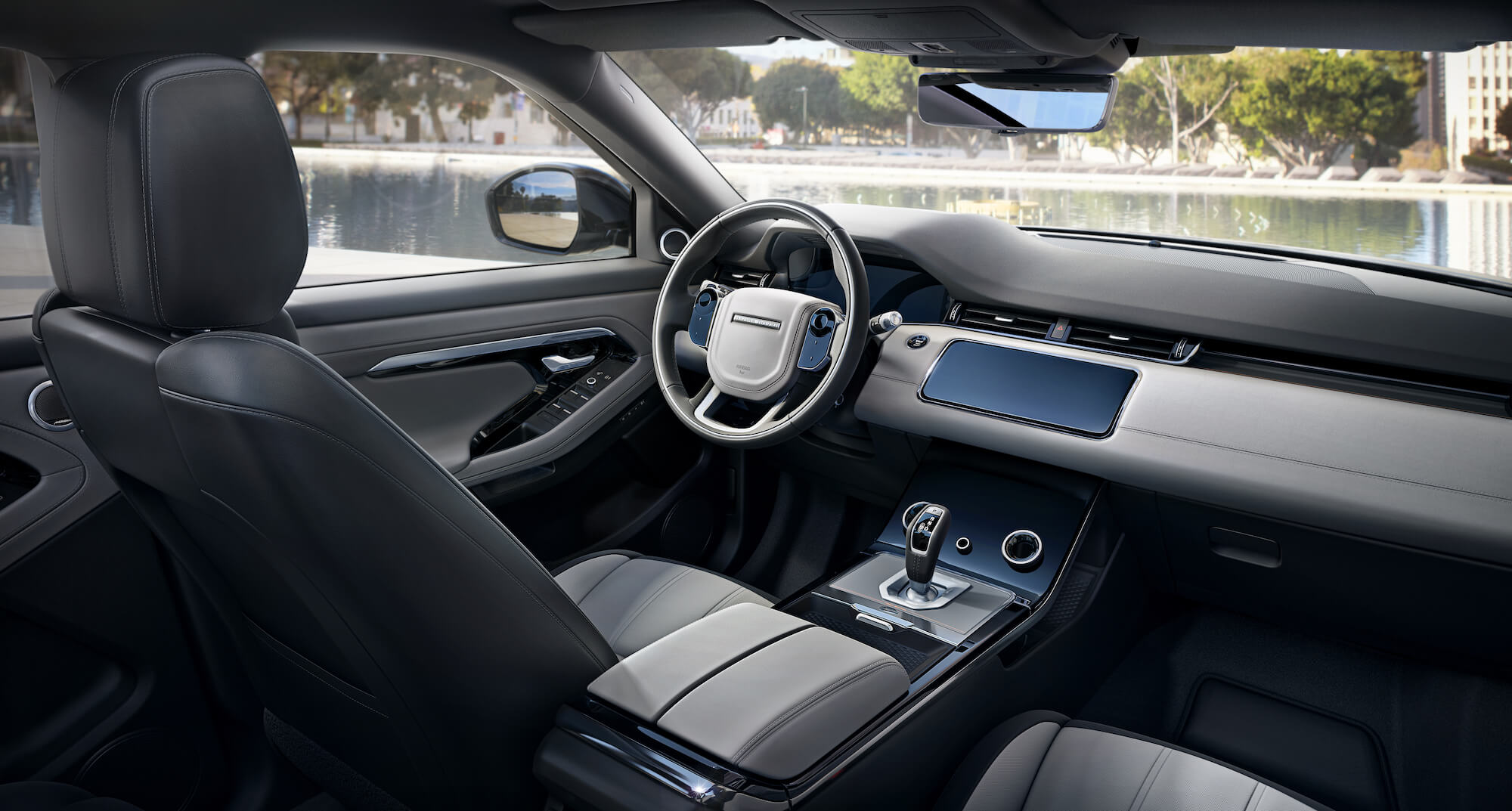 Land Rover_Interieur.jpg